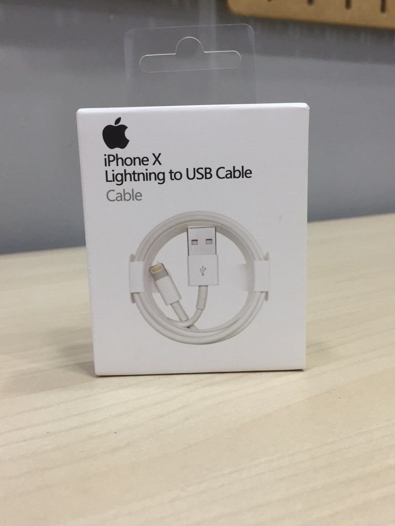 🔌🍎 كابل iPhone Lightning to USB – شحن ثابت ونقل سريع ⚡